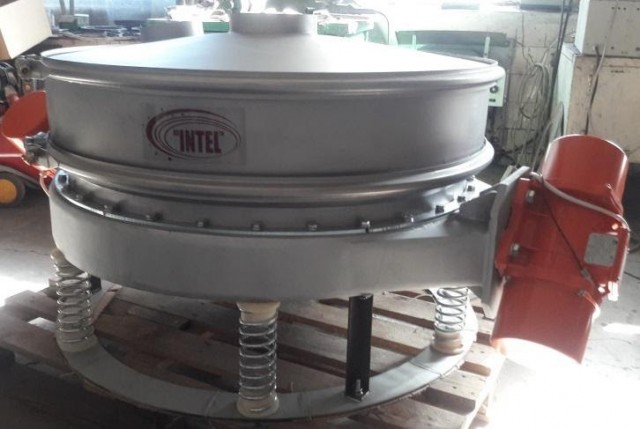 Vibrating screen VVU2.950.1S for sifting building materials